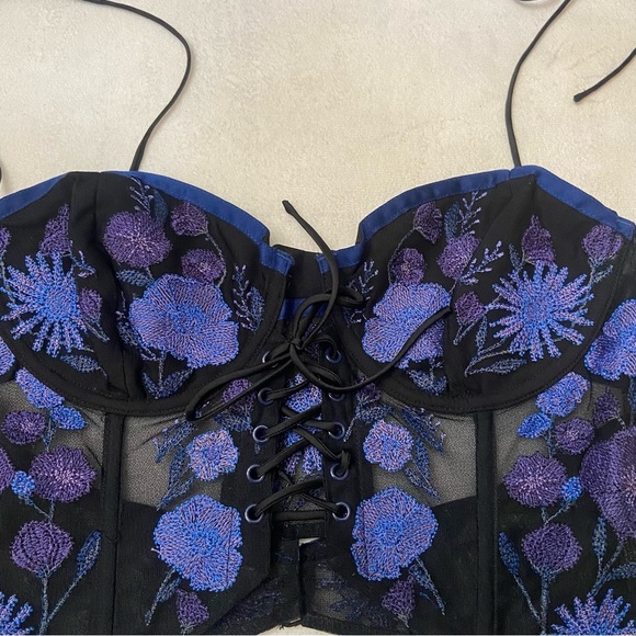 New! For love and lemons Kaylee embroidered bustier crop top 1204 - Picture 10 of 13